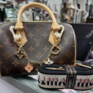 Louis Vuitton Monogram Speedy Bandouliere 20. New